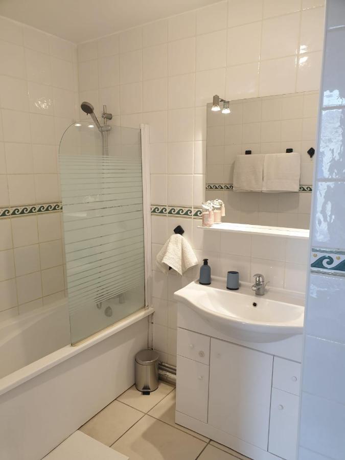 Maison 150M2 Jardin A Louer En Entier, Bordeaux Centre Chartrons, 3 Chambres 3 Salles De Bains 1 Canape-Lit Llllnumero De Telephone Dans L'Annonce Si Questionlll Luaran gambar