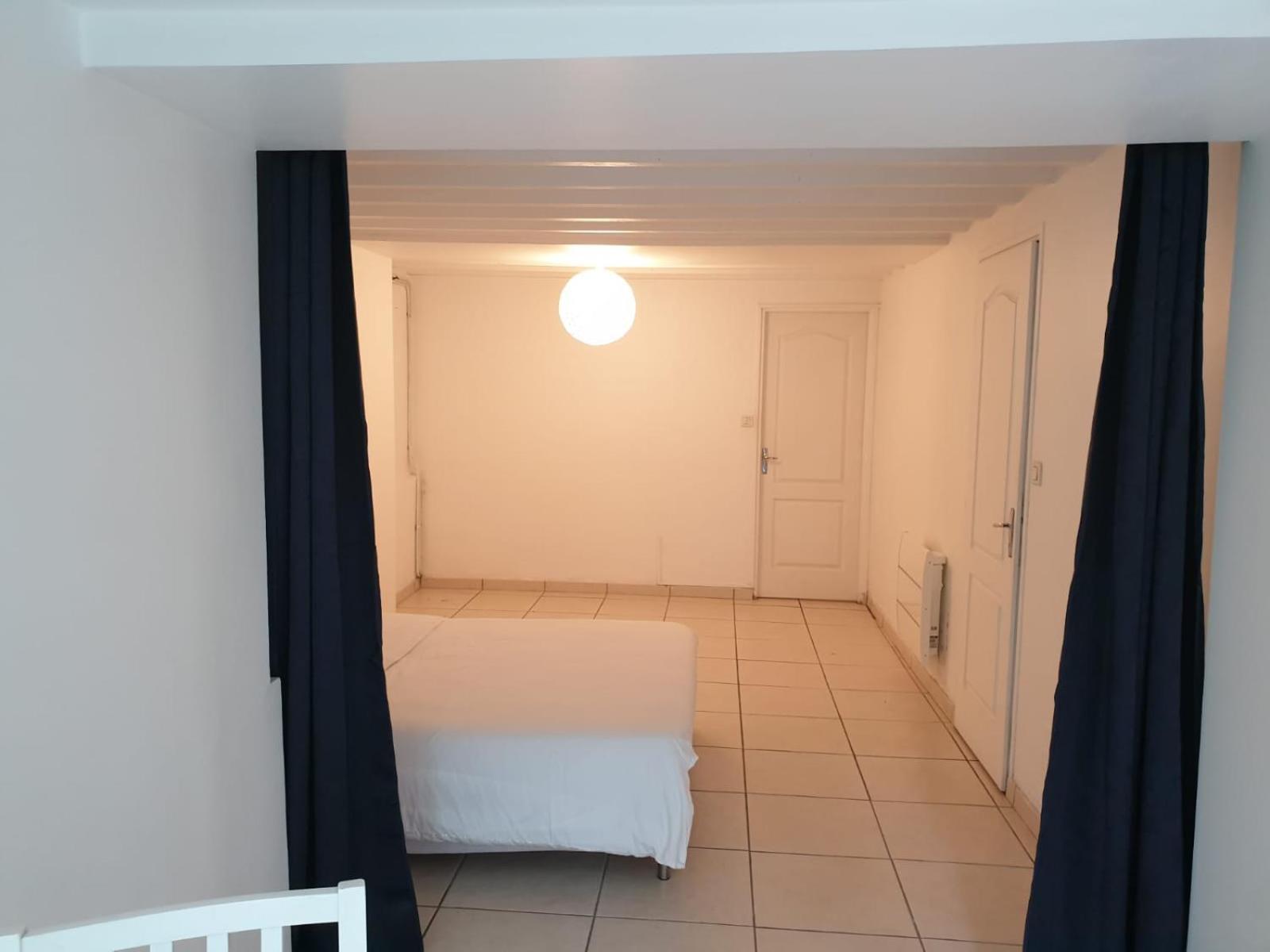 Maison 150M2 Jardin A Louer En Entier, Bordeaux Centre Chartrons, 3 Chambres 3 Salles De Bains 1 Canape-Lit Llllnumero De Telephone Dans L'Annonce Si Questionlll Luaran gambar